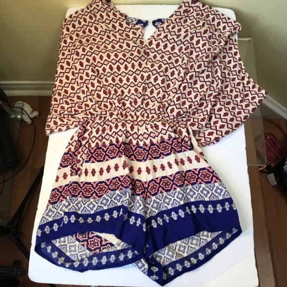 AVA New Shorts Romper Boho Print Jumpsuit V-Neck Festival Belt Neutral Summer S - Picture 6 of 11